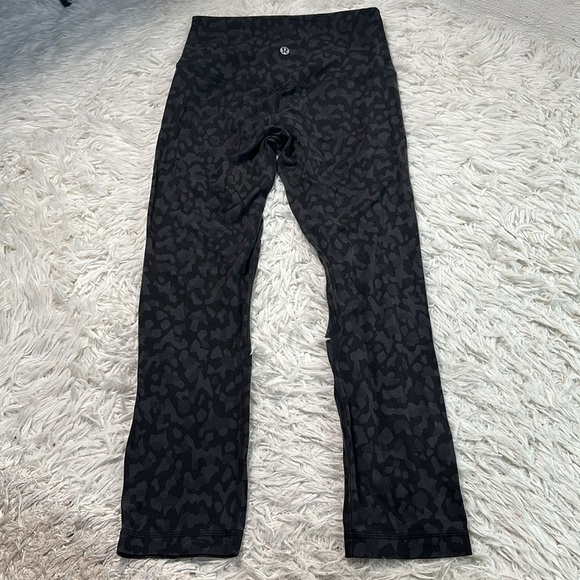 Lululemon Align Crop *21" Formation Camo Deep Coal Multi - Picture 3 of 6
